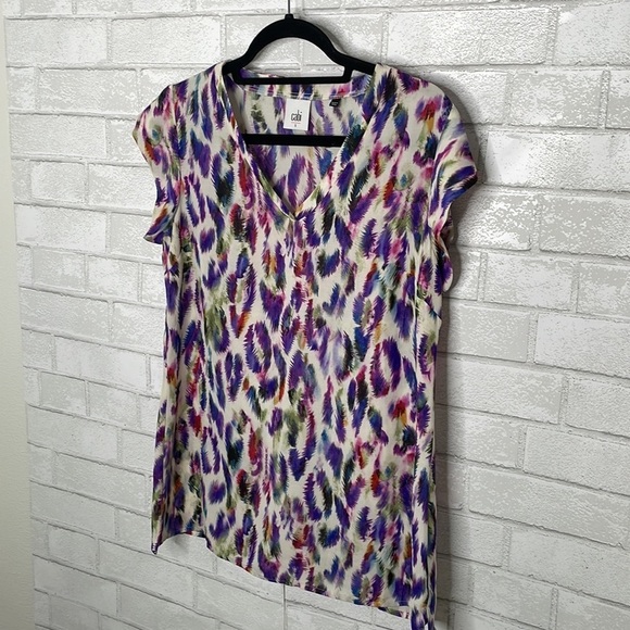 CAbi Plume Feather Print Blouse - Picture 5 of 12